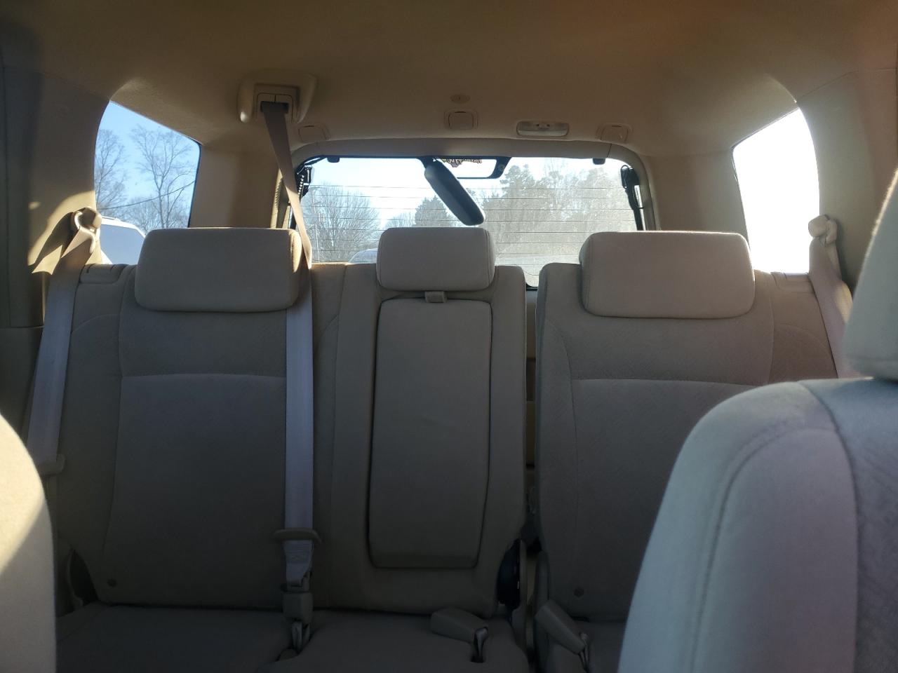 2005 Honda CR-V - Image 10