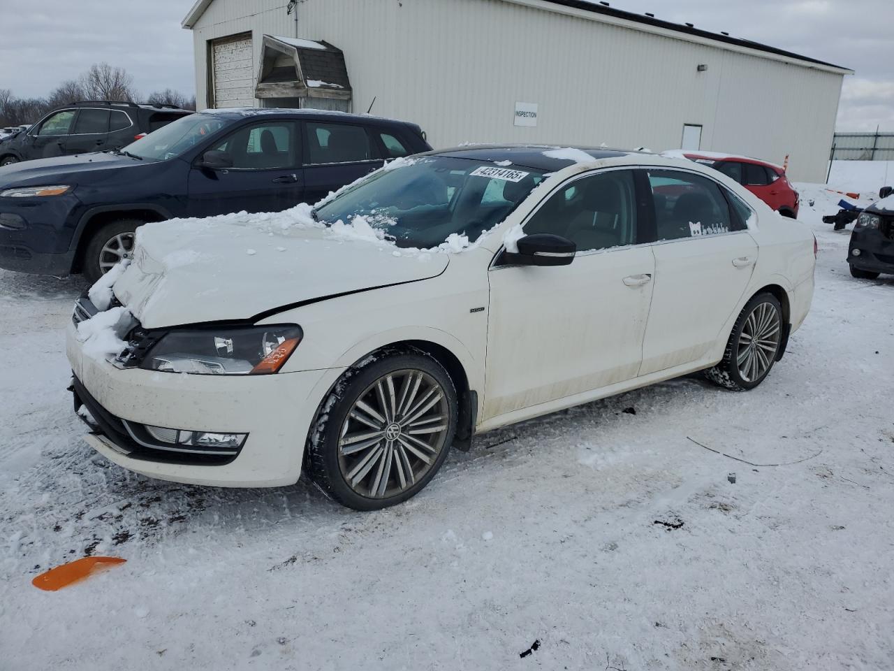2015 Volkswagen Passat - Image 1