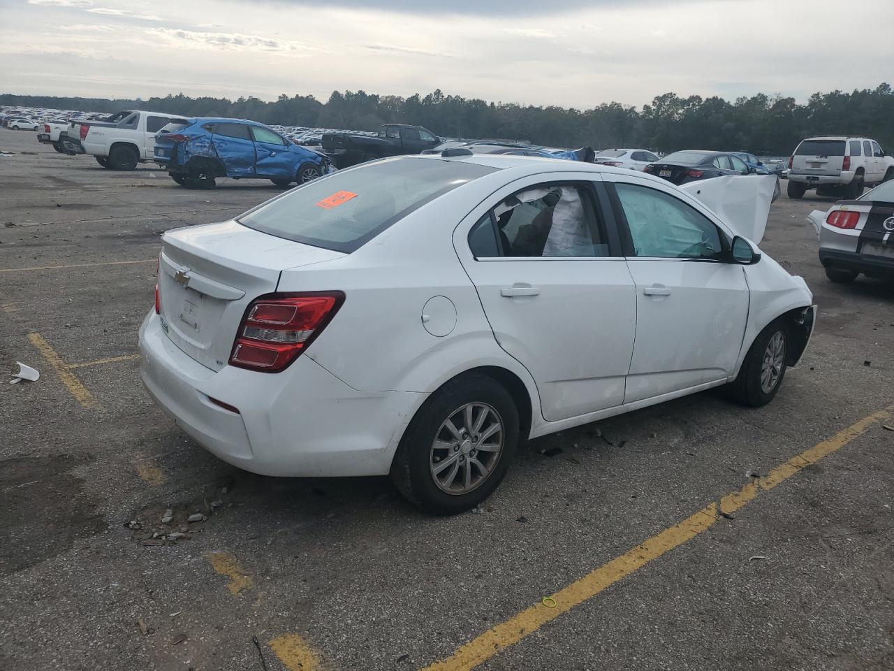 2017 Chevrolet Sonic - Image 3