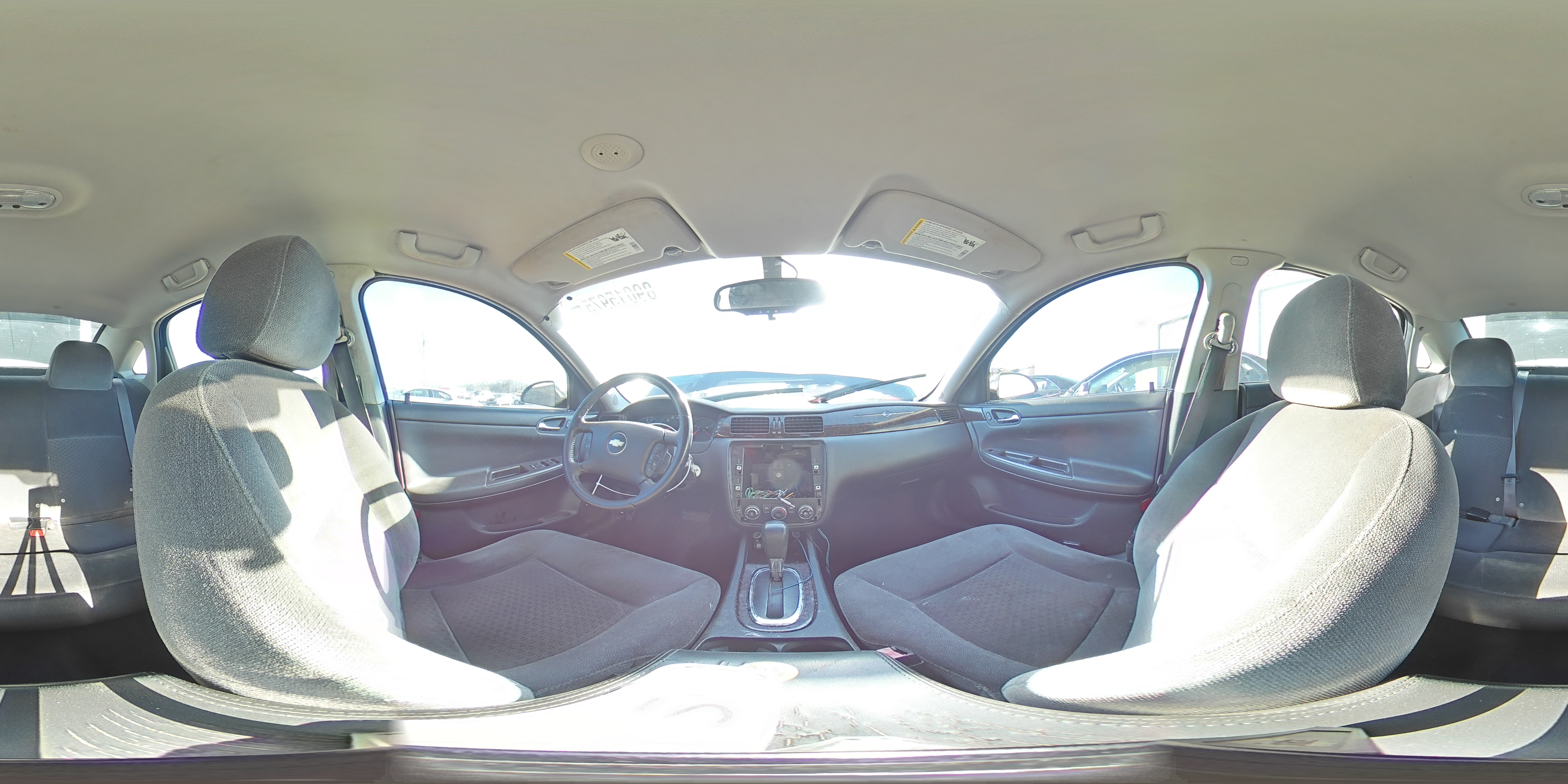 2014 Chevrolet Impala - Image 14