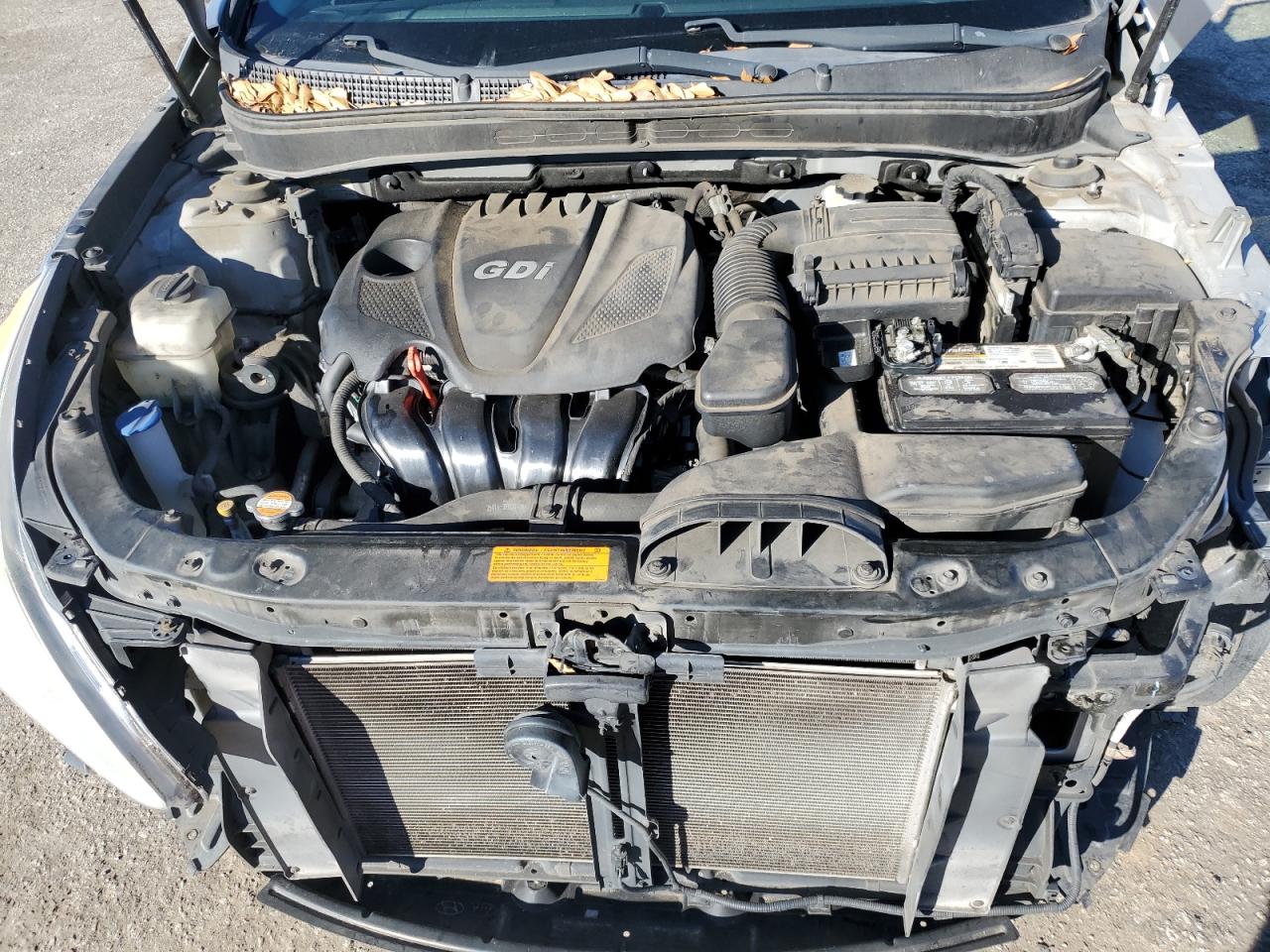 2012 Hyundai Sonata - Image 11
