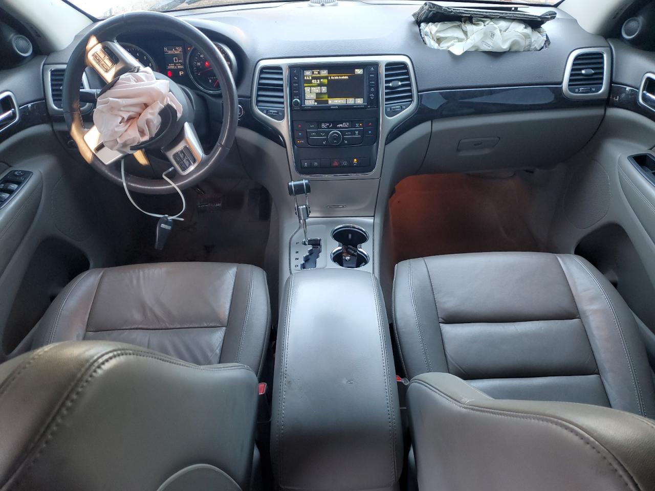 2013 Jeep Grand Cherokee - Image 8