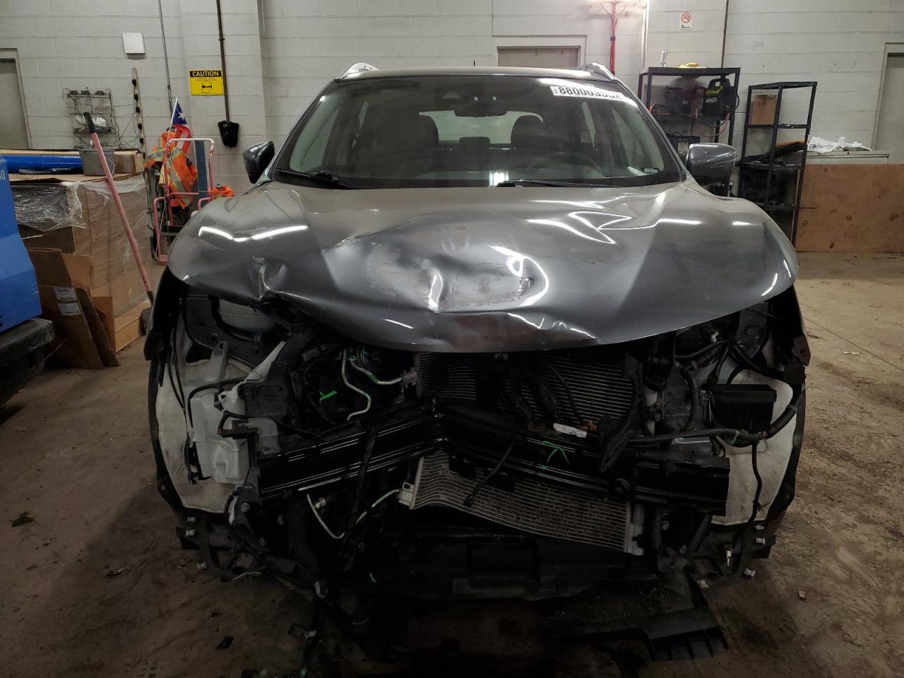 2018 Nissan Rogue - Image 5