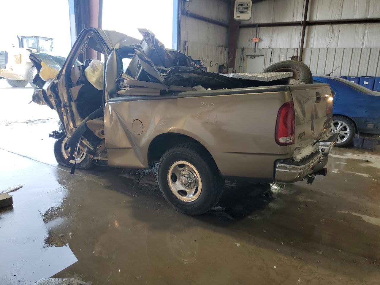 2002 Ford F-150 - Image 2