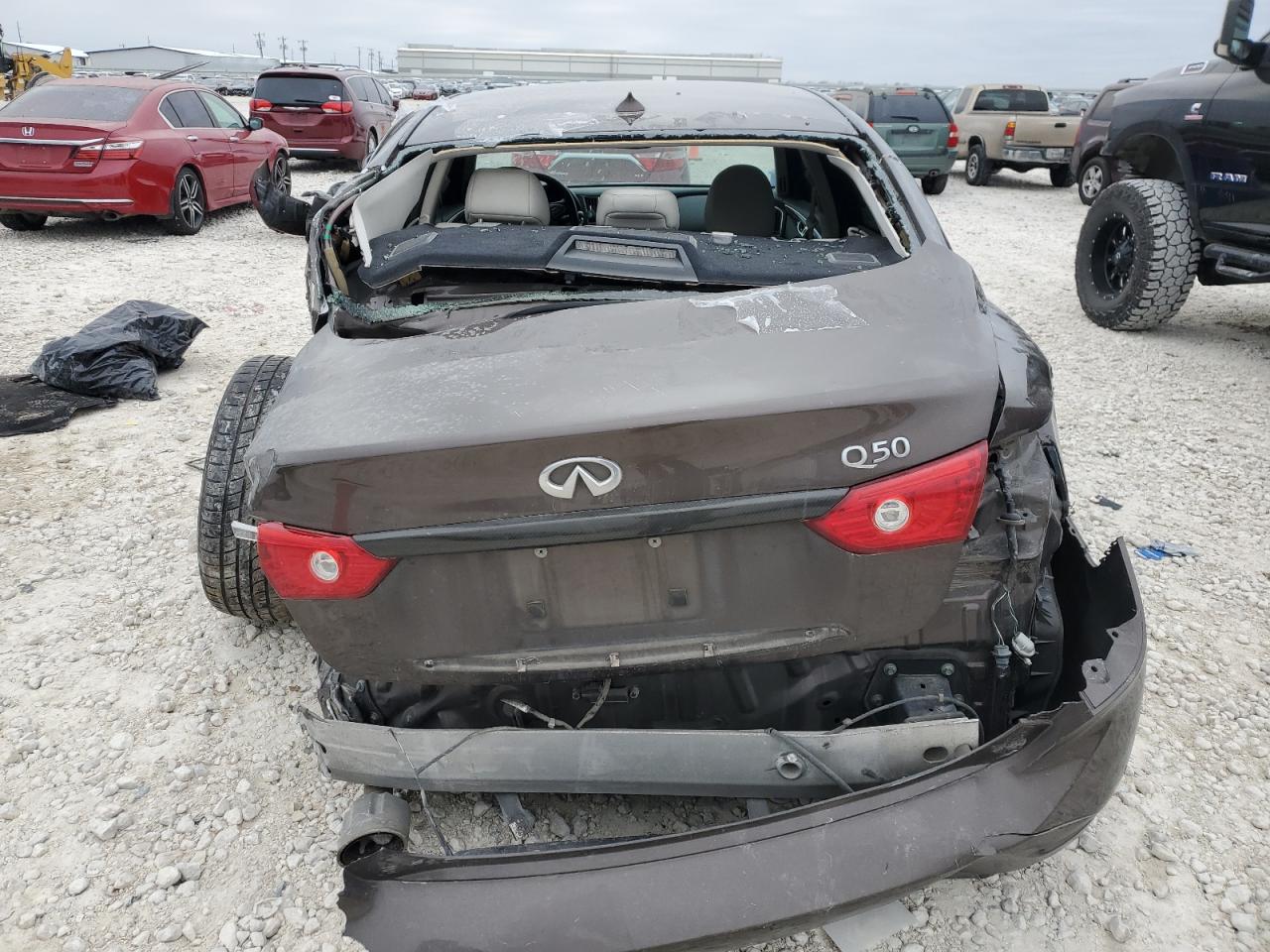 2014 Infiniti Q50 - Image 6