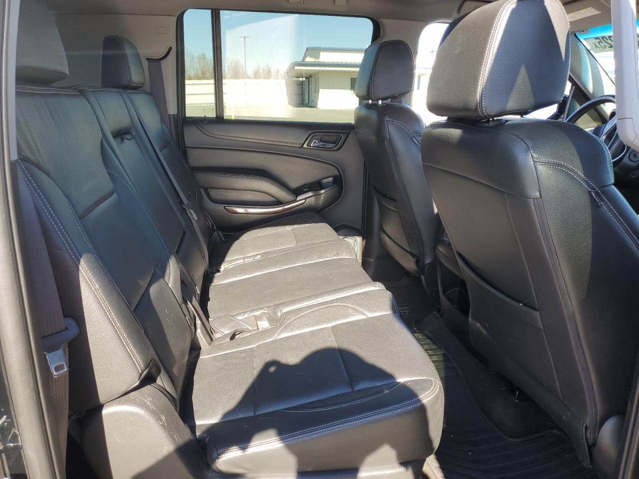 2016 GMC Yukon - Image 11