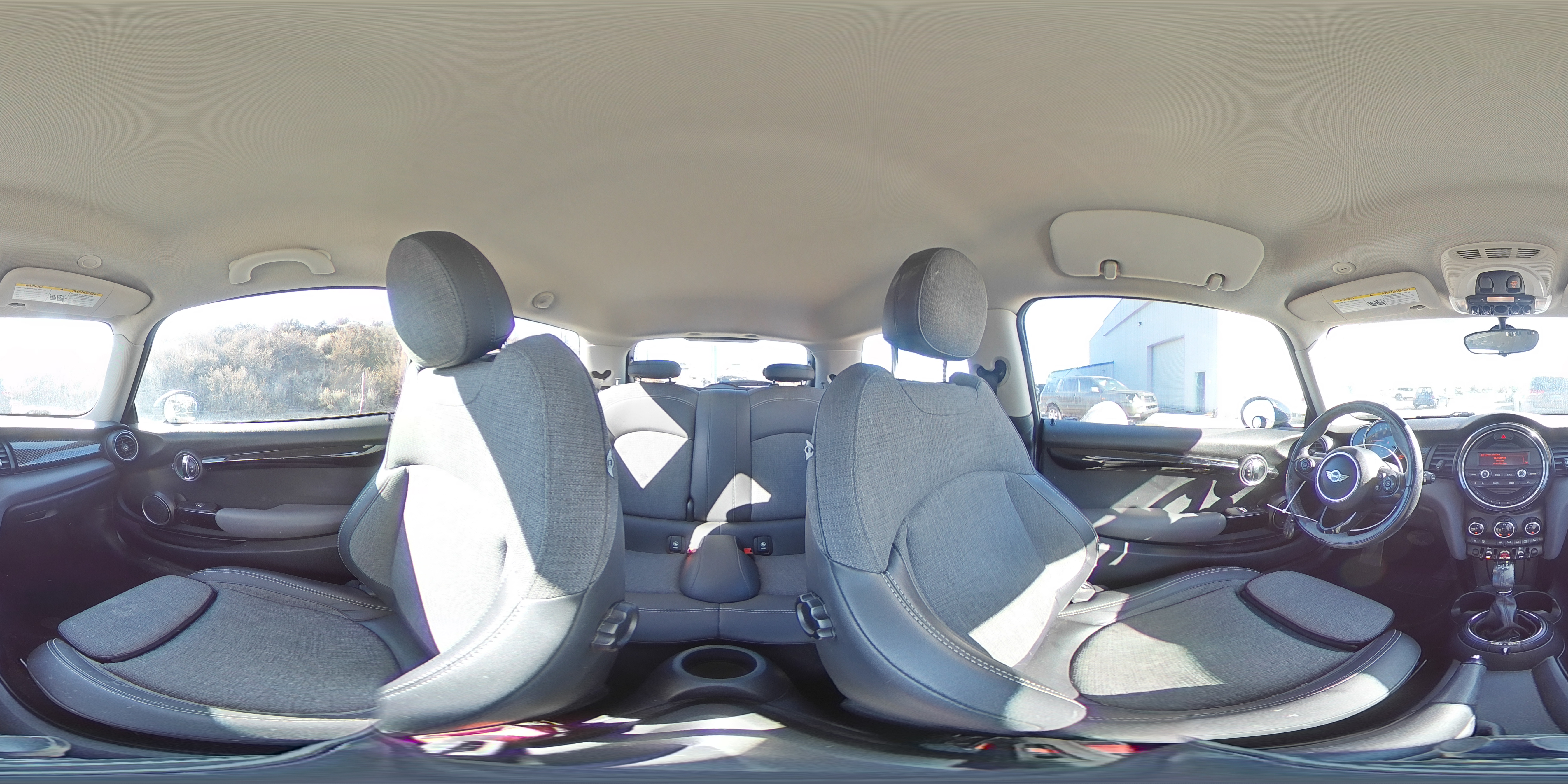 2015 MINI Cooper - Image 14