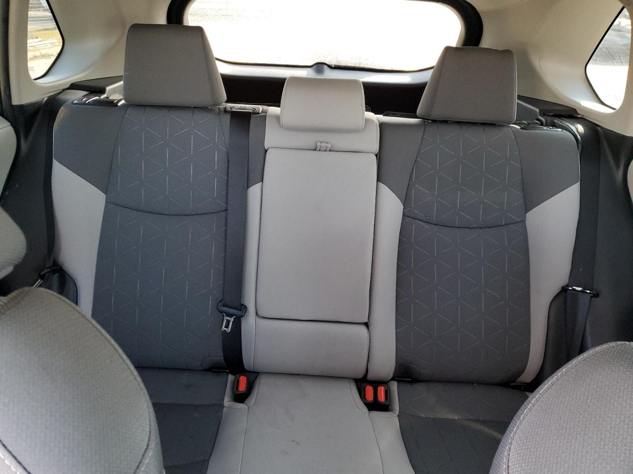2022 Toyota RAV 4 - Image 10