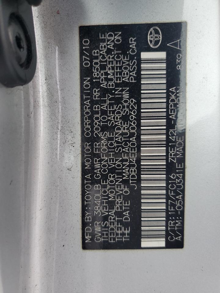 2010 Toyota Corolla - Image 12