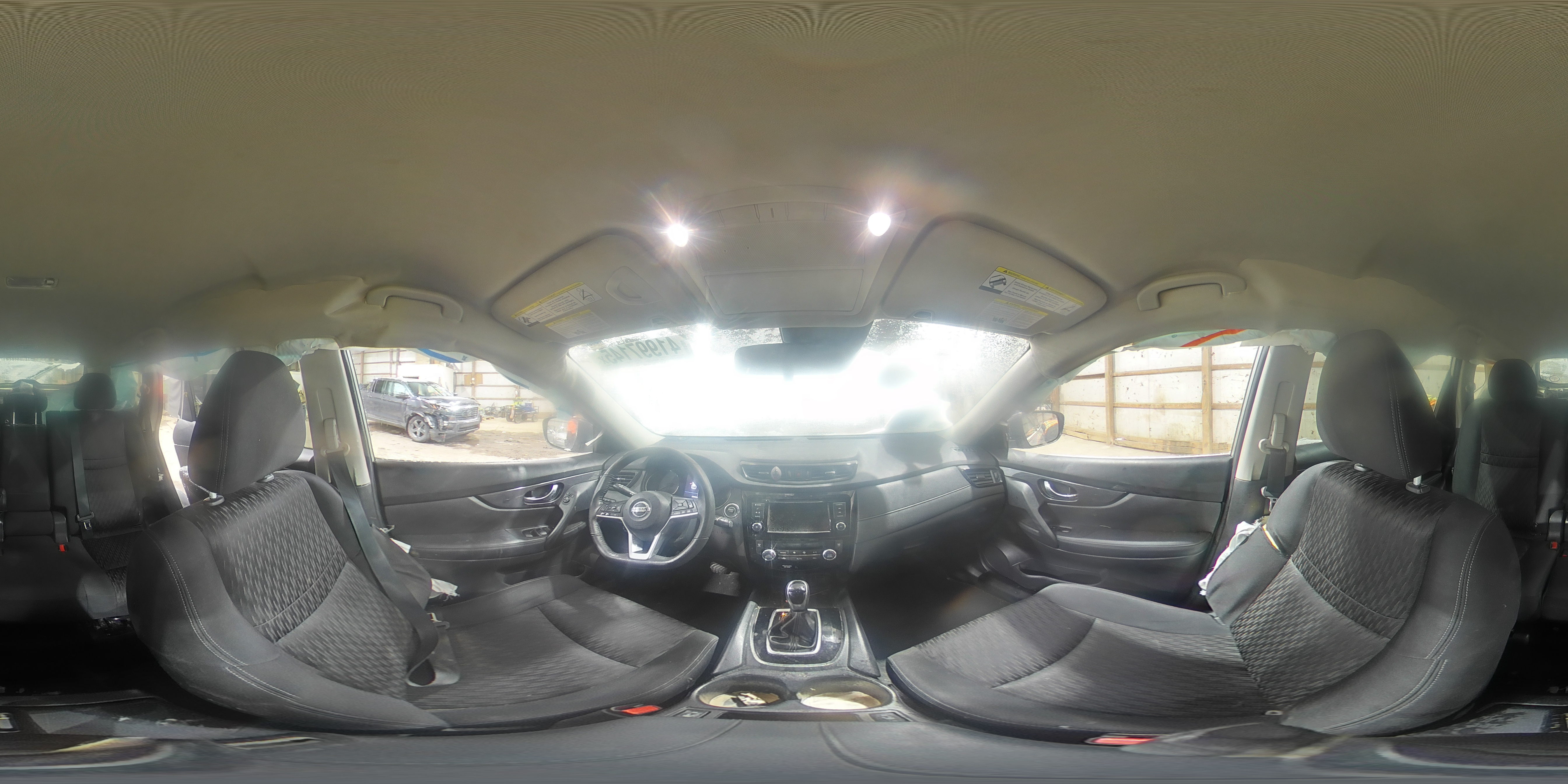 2019 Nissan Rogue - Image 13