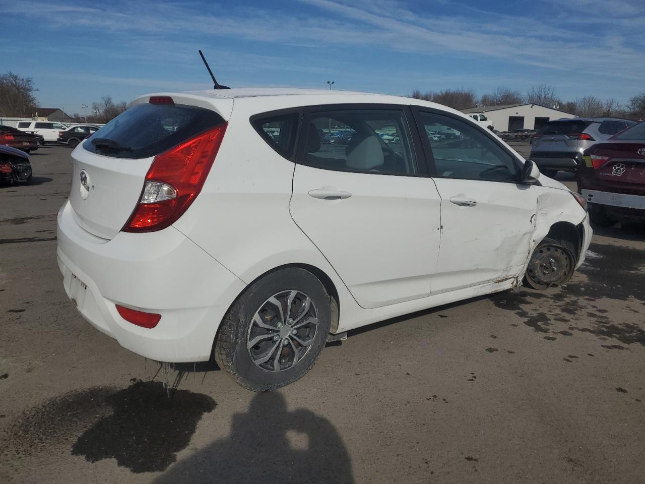 2017 Hyundai Accent - Image 3