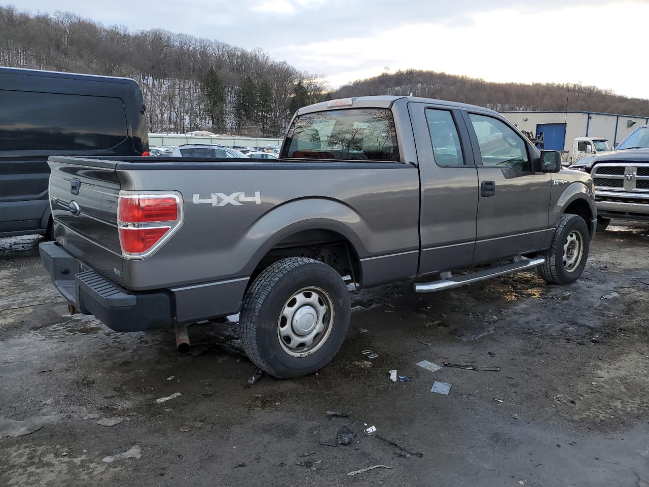 2010 Ford F-150 - Image 3