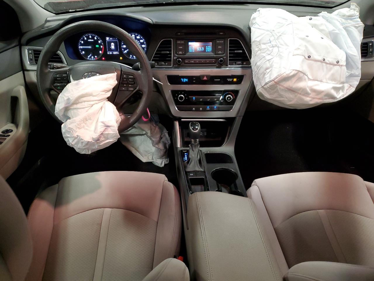 2015 Hyundai Sonata - Image 8