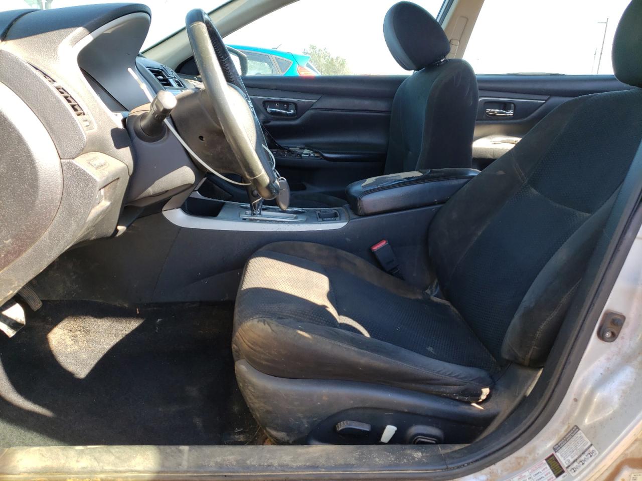 2015 Nissan Altima - Image 7