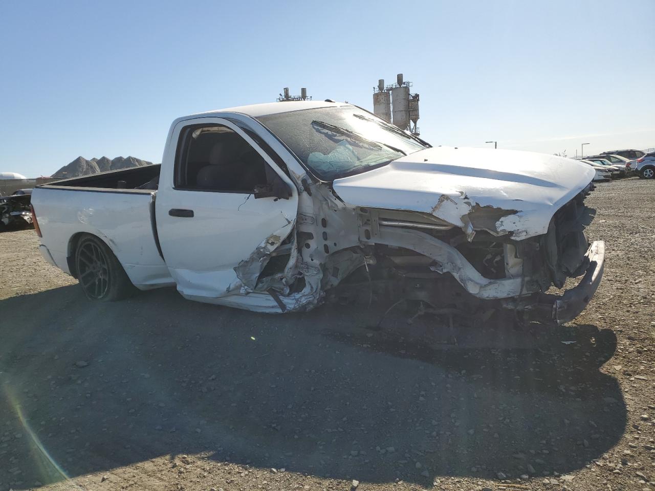 2016 RAM 1500 - Image 4