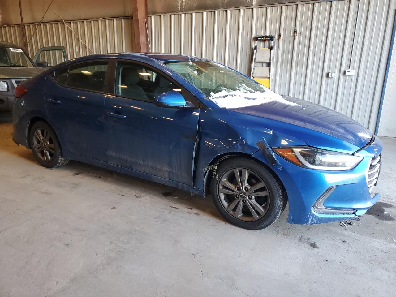 2017 Hyundai Elantra - Image 4