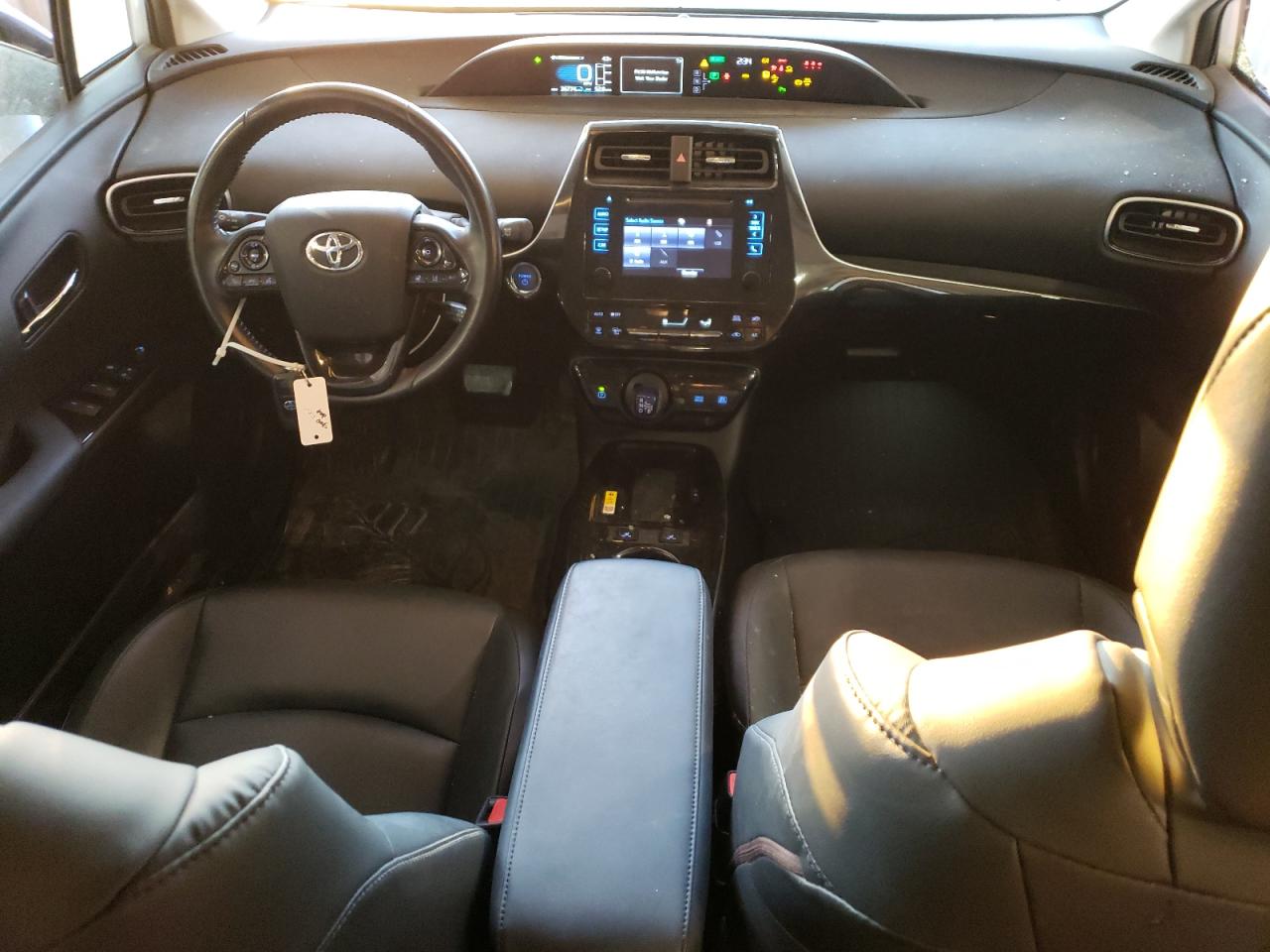 2019 Toyota Prius - Image 8
