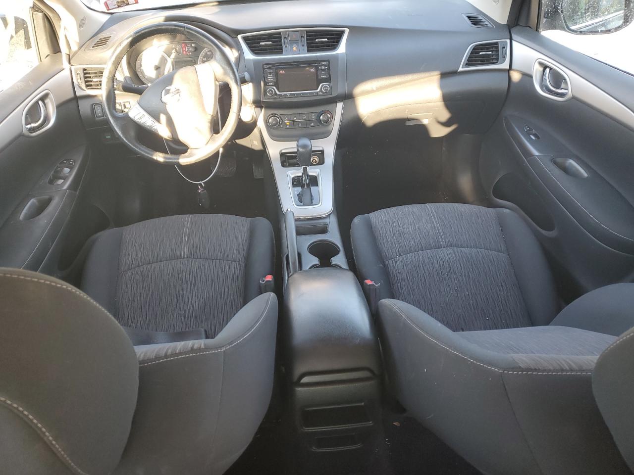 2015 Nissan Sentra - Image 8