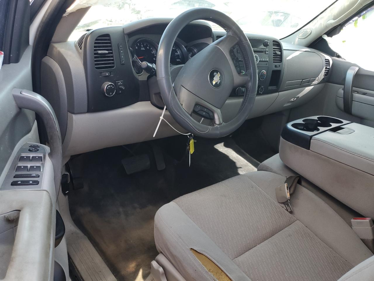 2012 Chevrolet Silverado - Image 8