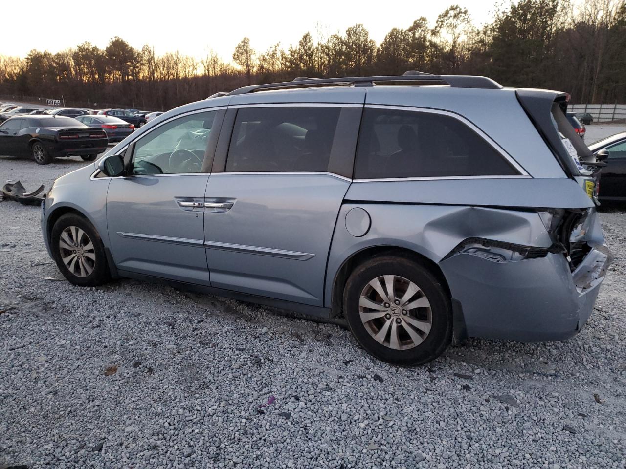2014 Honda Odyssey - Image 2