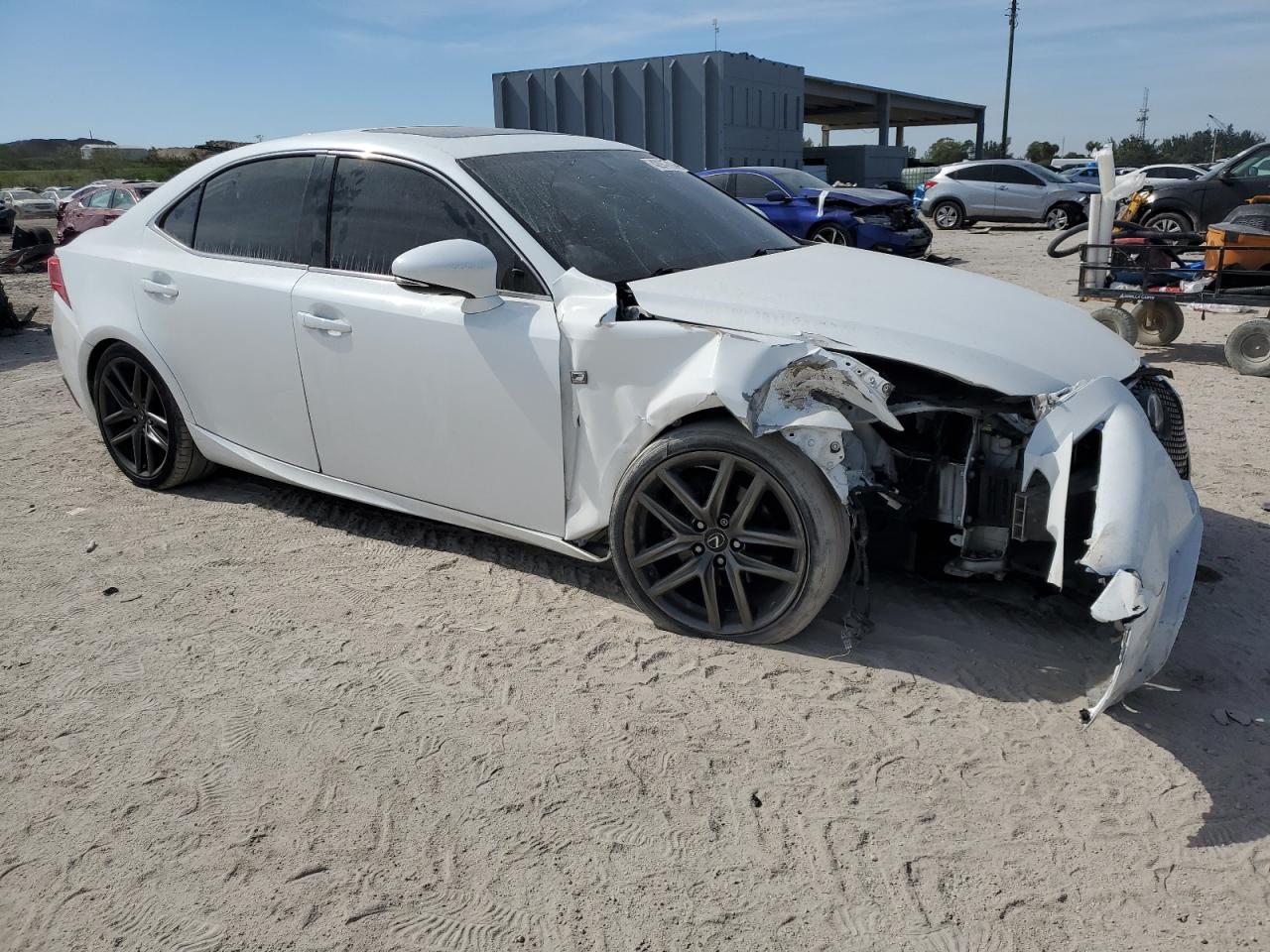 2014 Lexus IS - Image 4