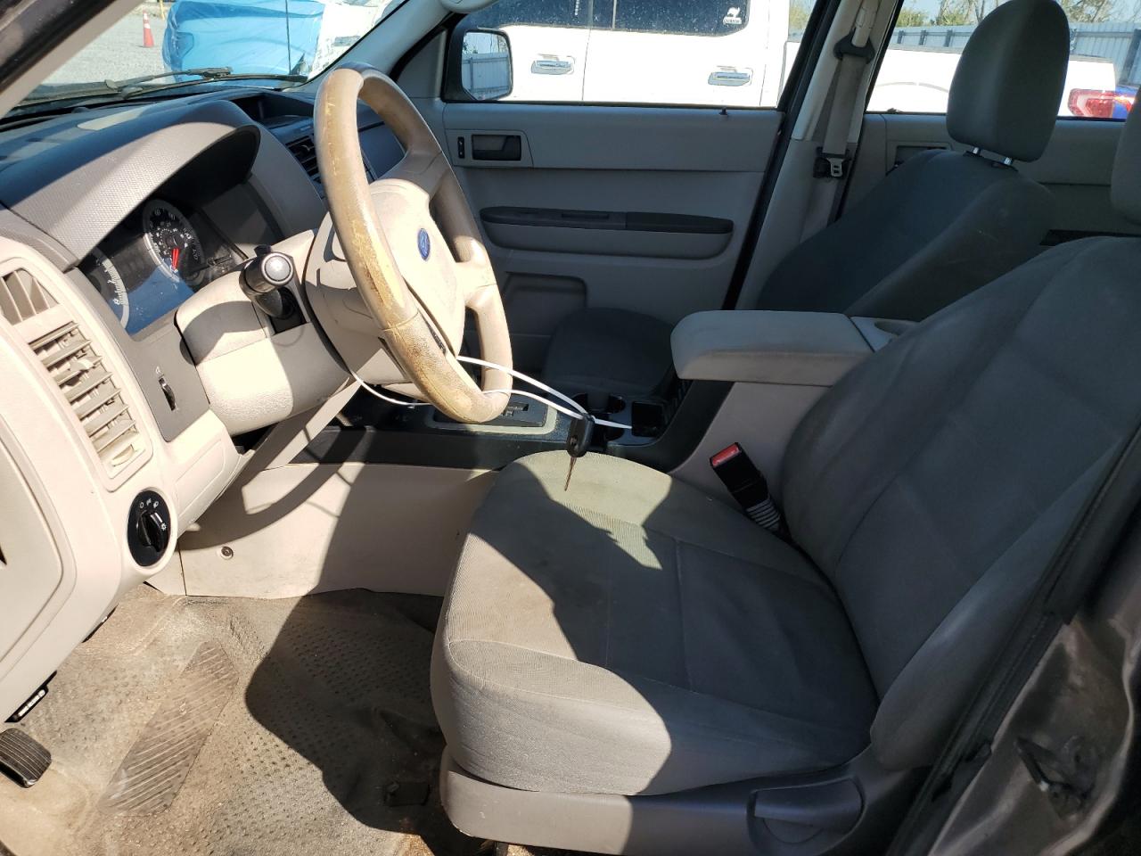 2009 Ford Escape - Image 7