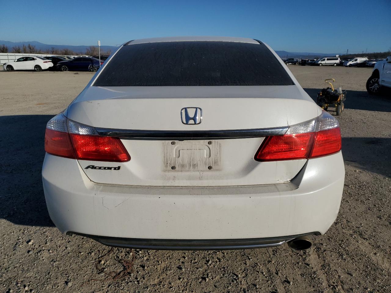 VIN 1HGCR2F37FA045845 2015 HONDA ACCORD no.6