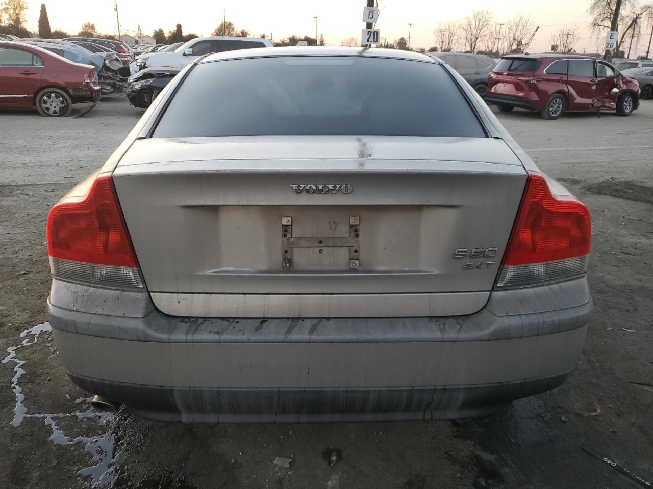 2001 Volvo S60 - Image 6