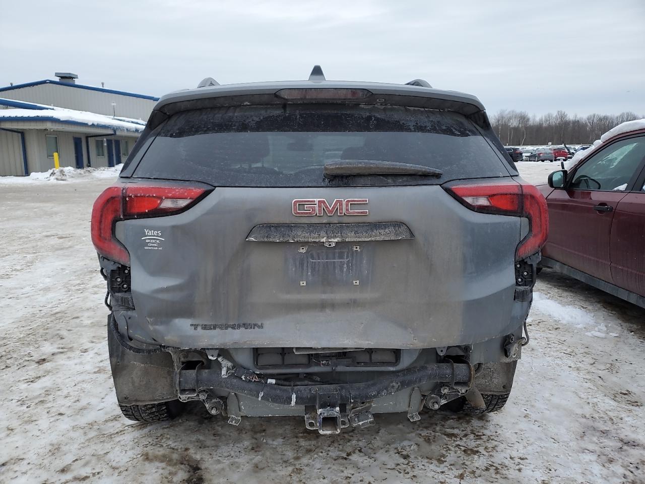 2020 GMC Terrain - Image 6