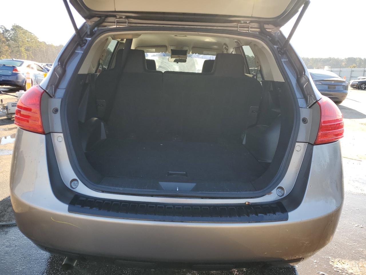 2015 Nissan Rogue - Image 6