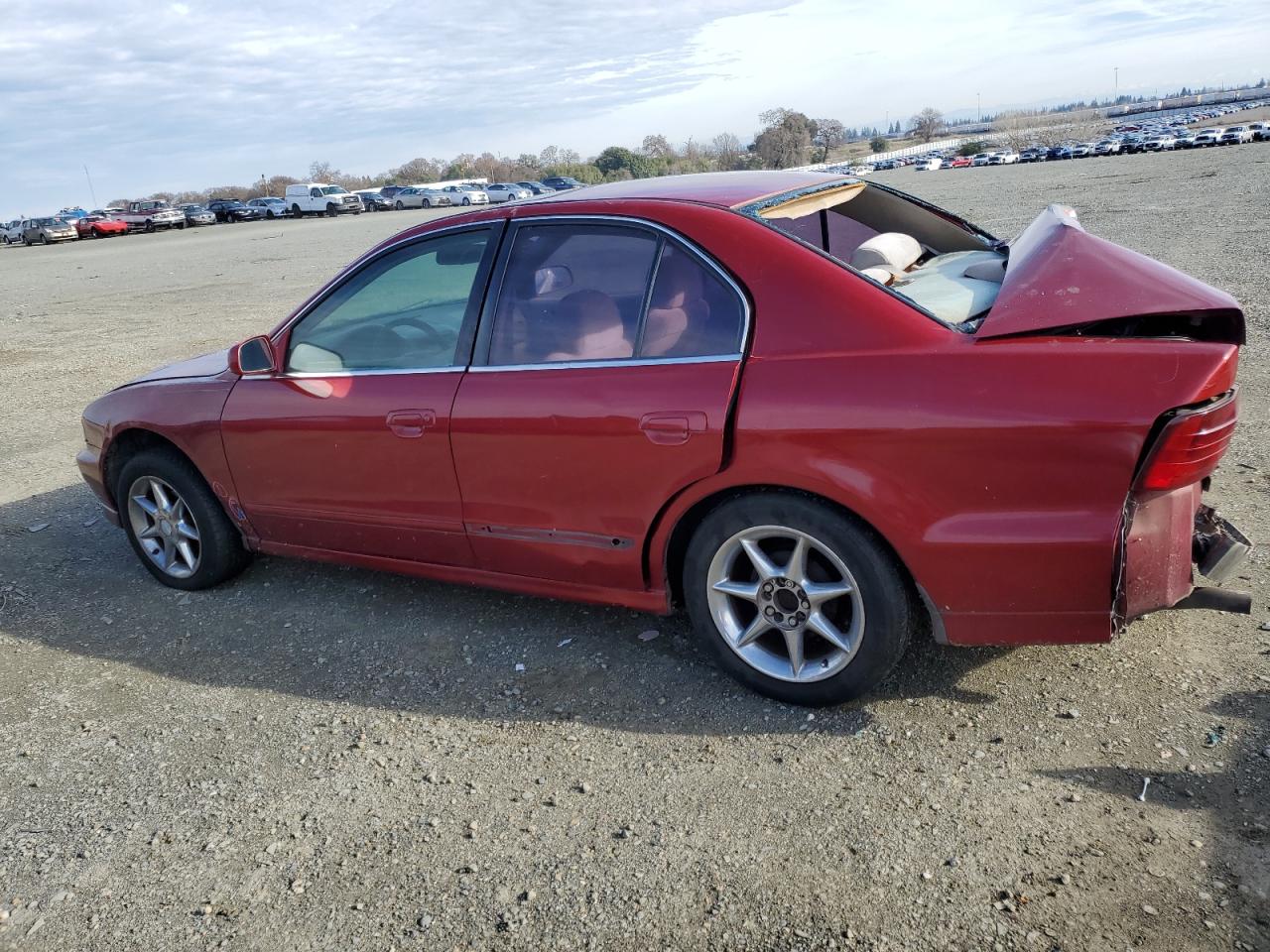 2000 Mitsubishi Galant - Image 2