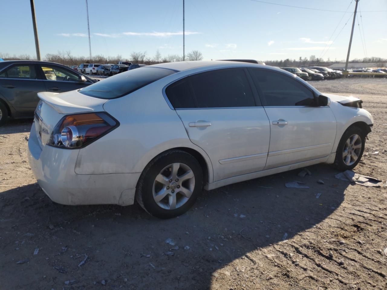 2009 Nissan Altima - Image 3