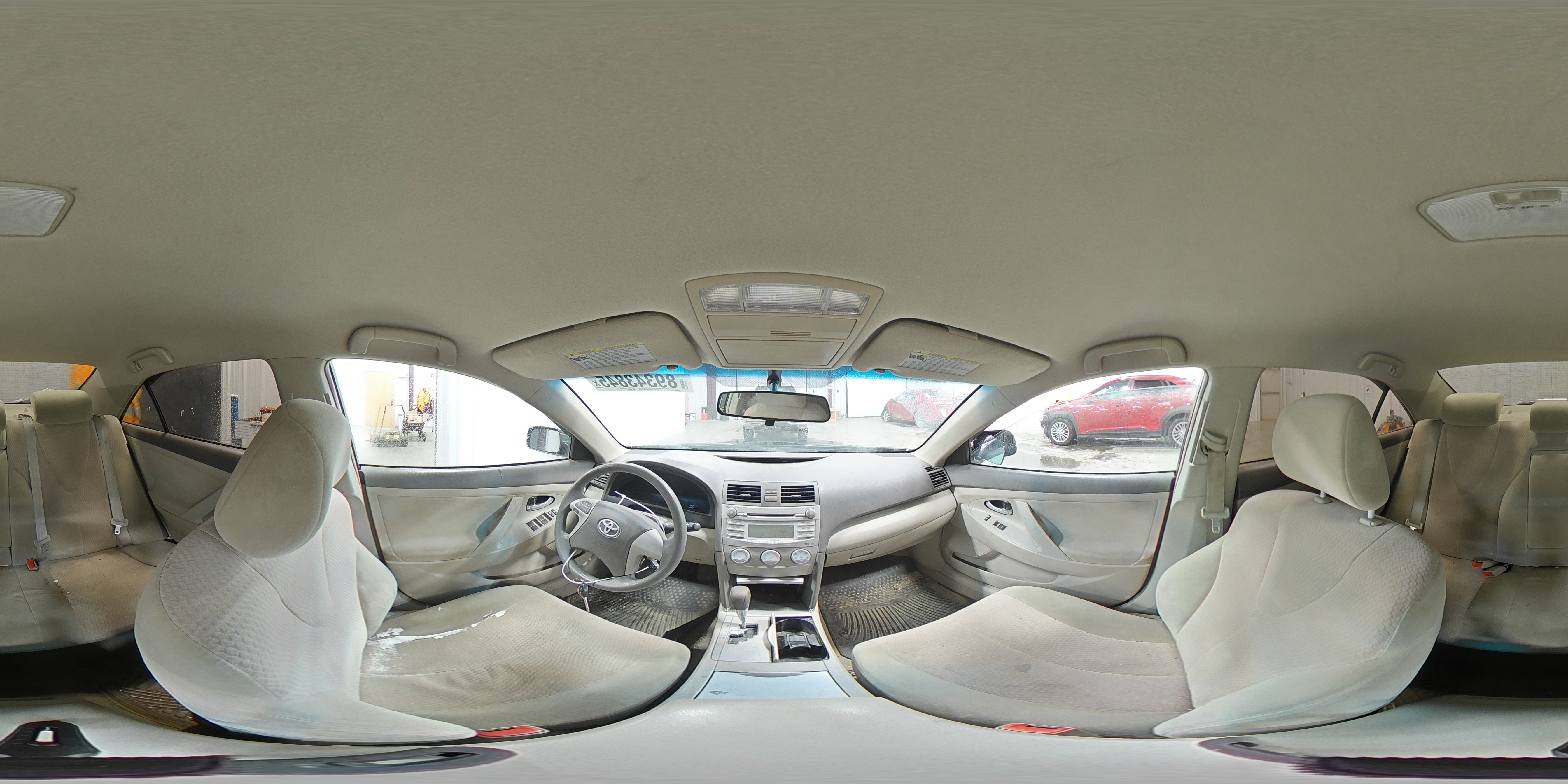 2011 Toyota Camry - Image 13