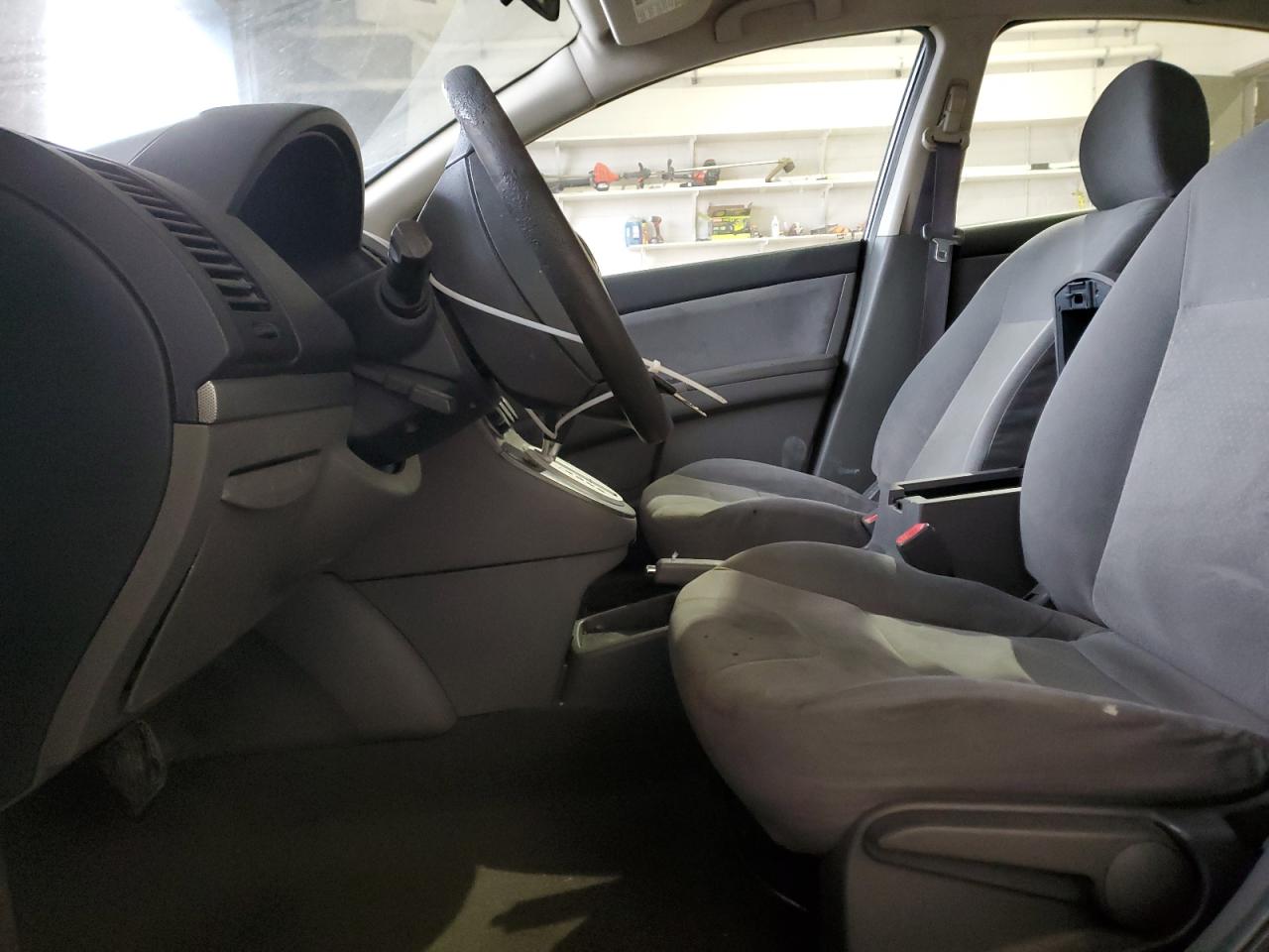 2009 Nissan Sentra - Image 7