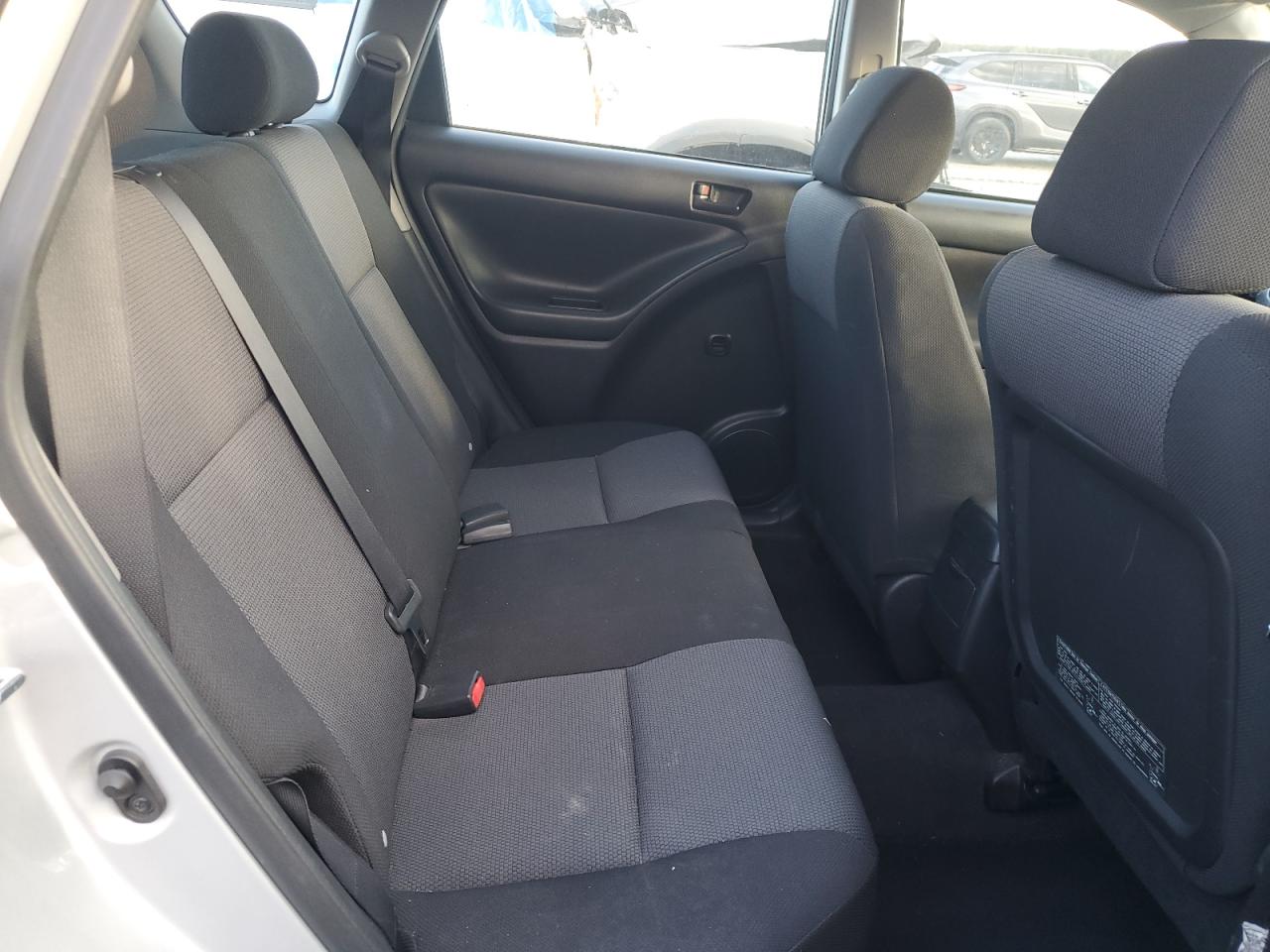 2008 Pontiac Vibe - Image 11