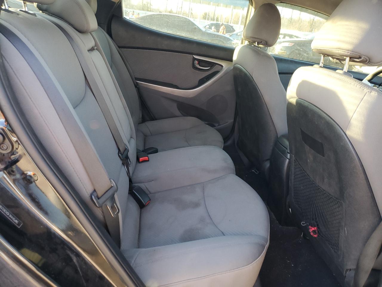 2013 Hyundai Elantra - Image 10