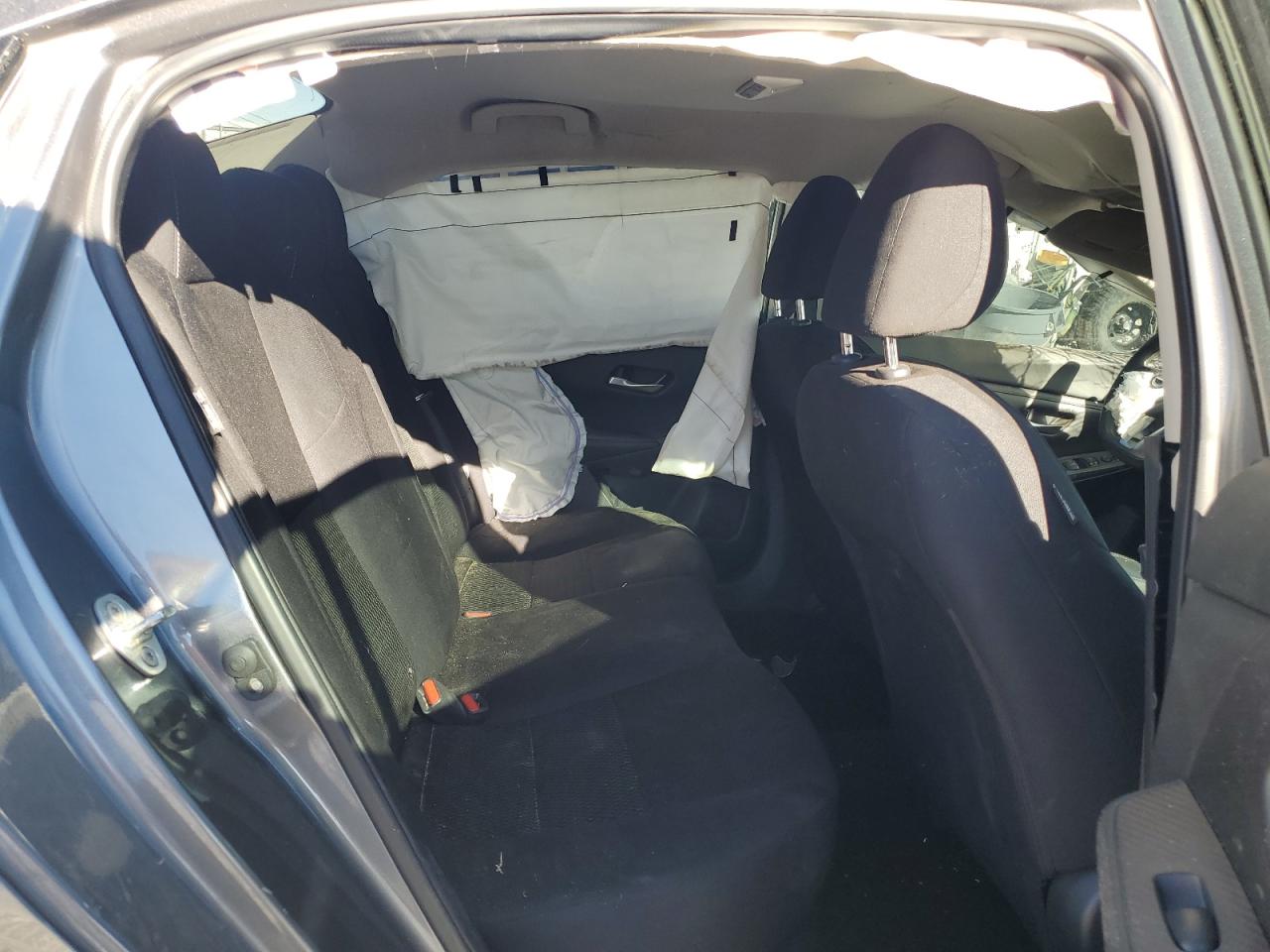 2022 Nissan Sentra - Image 10
