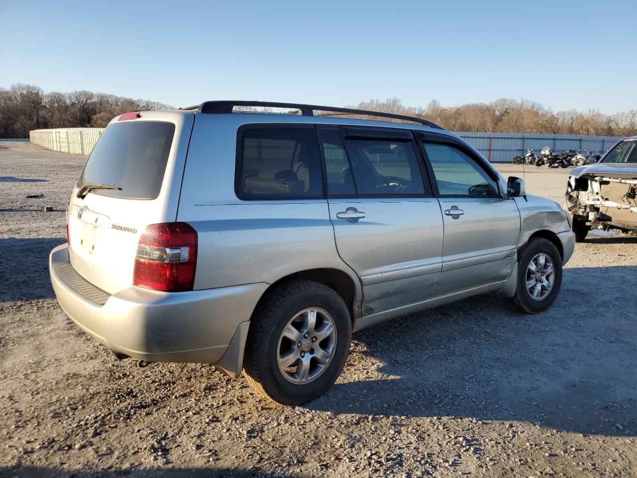 2004 Toyota Highlander - Image 3