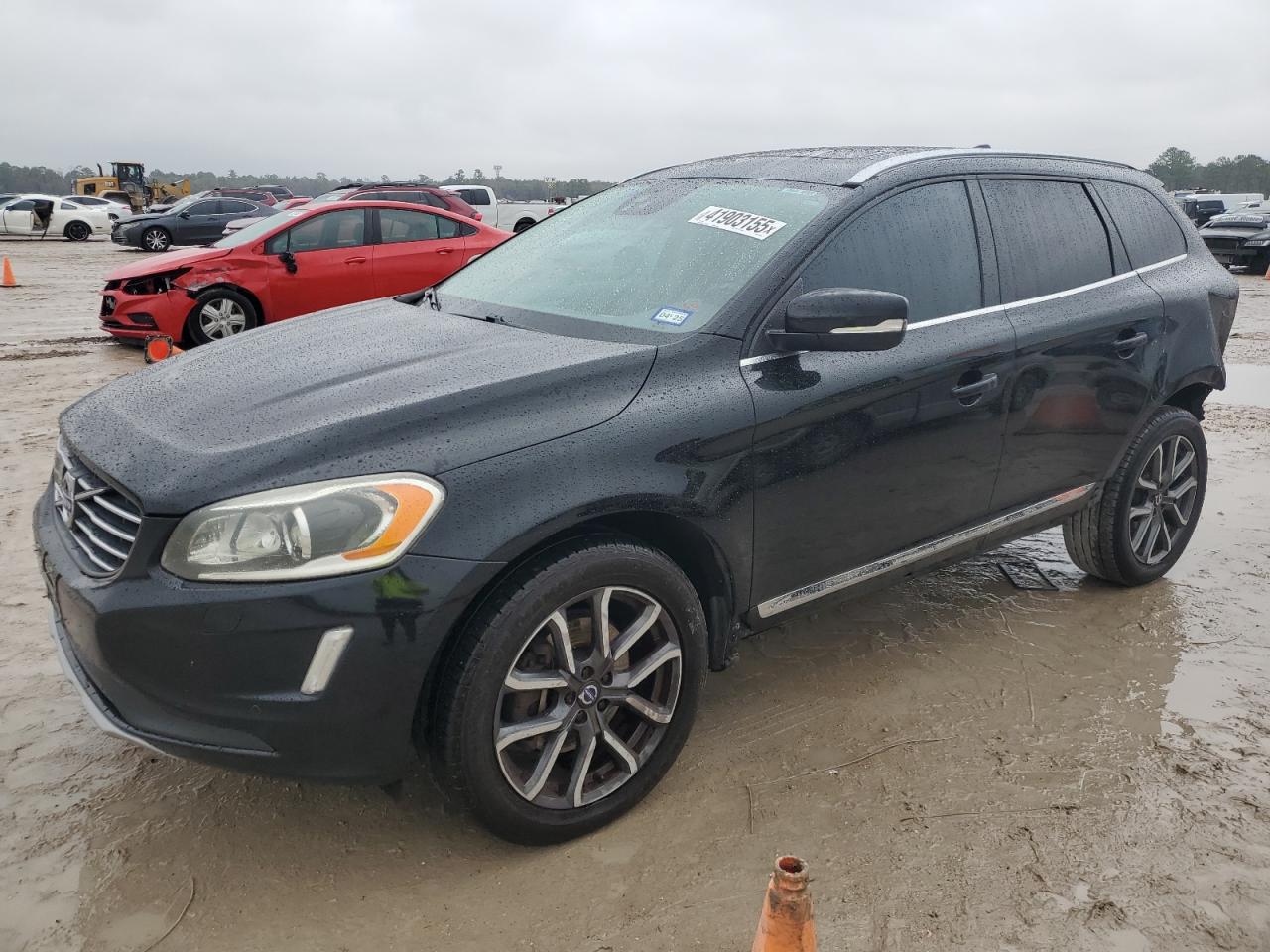 2016 Volvo XC60 - Image 1