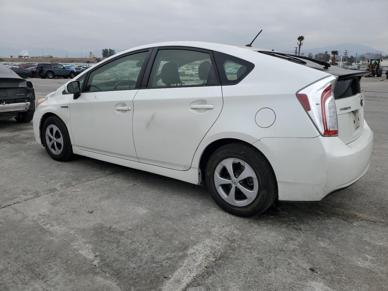 2015 Toyota Prius - Image 2