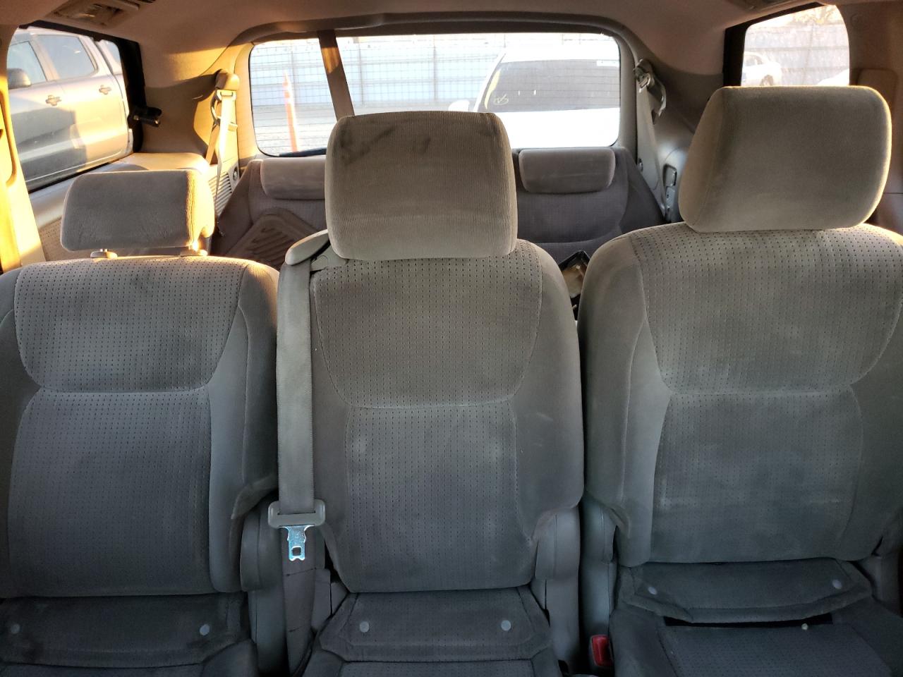 2007 Toyota Sienna - Image 10