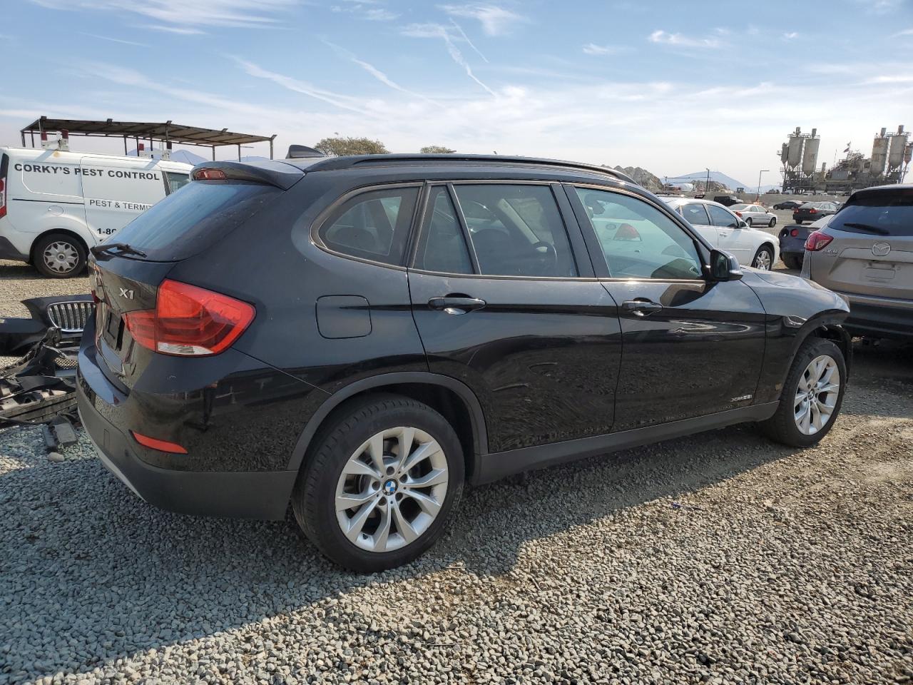 2014 BMW X1 - Image 3