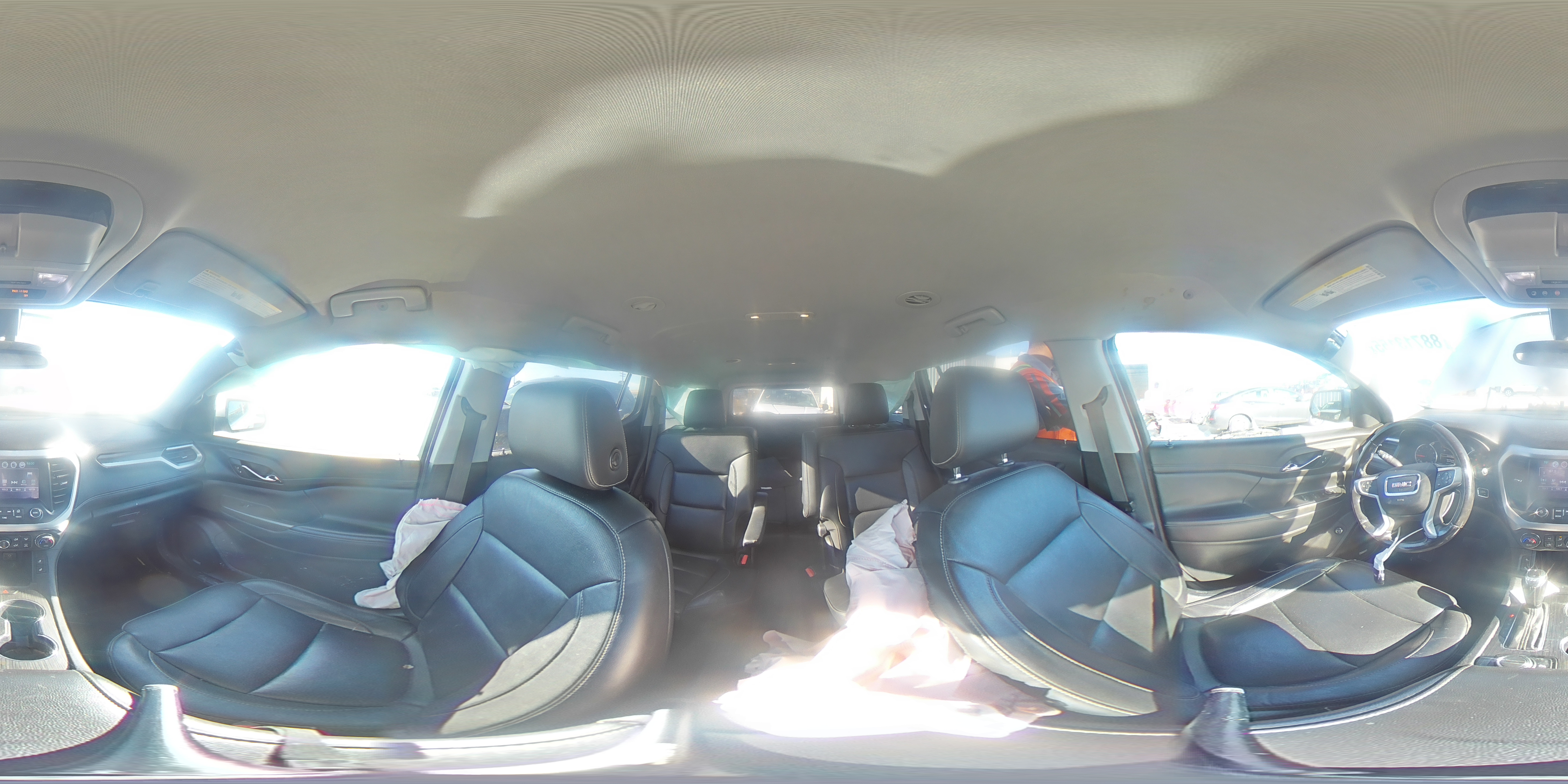 2019 GMC Acadia - Image 15