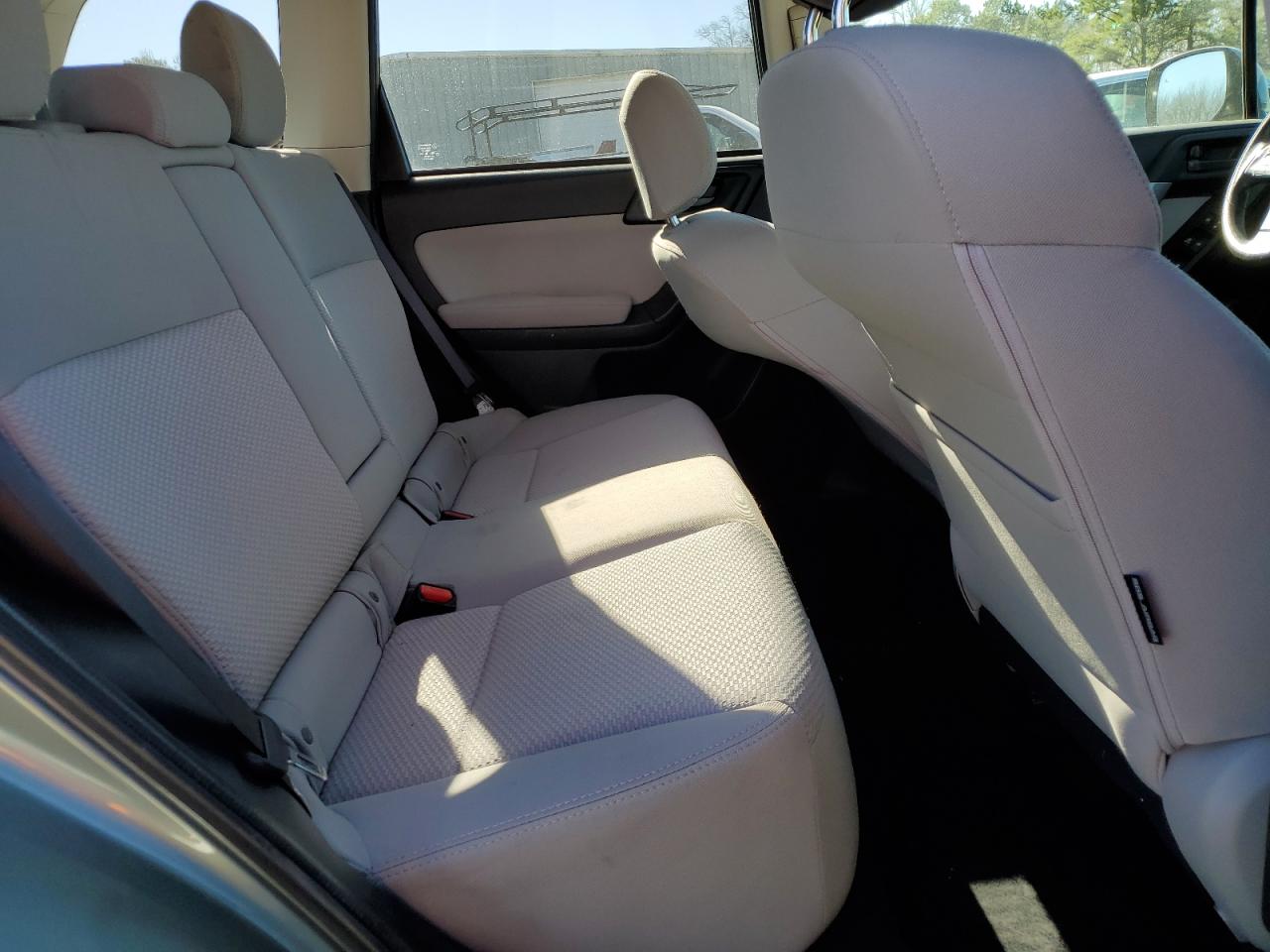 2014 Subaru Forester - Image 11