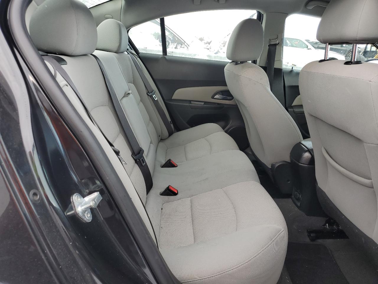 2014 Chevrolet Cruze - Image 10