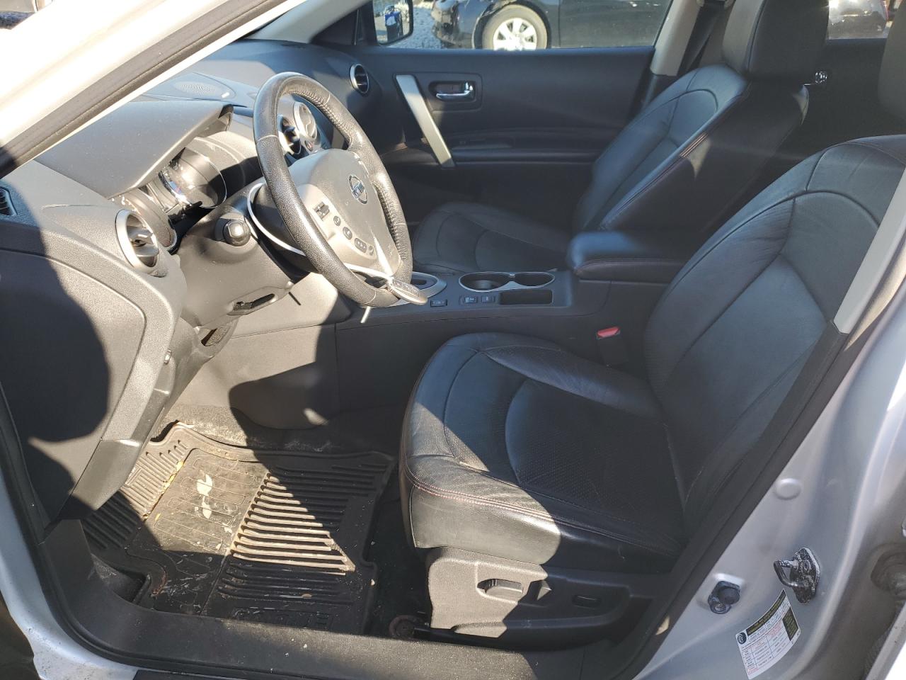 2013 Nissan Rogue - Image 7