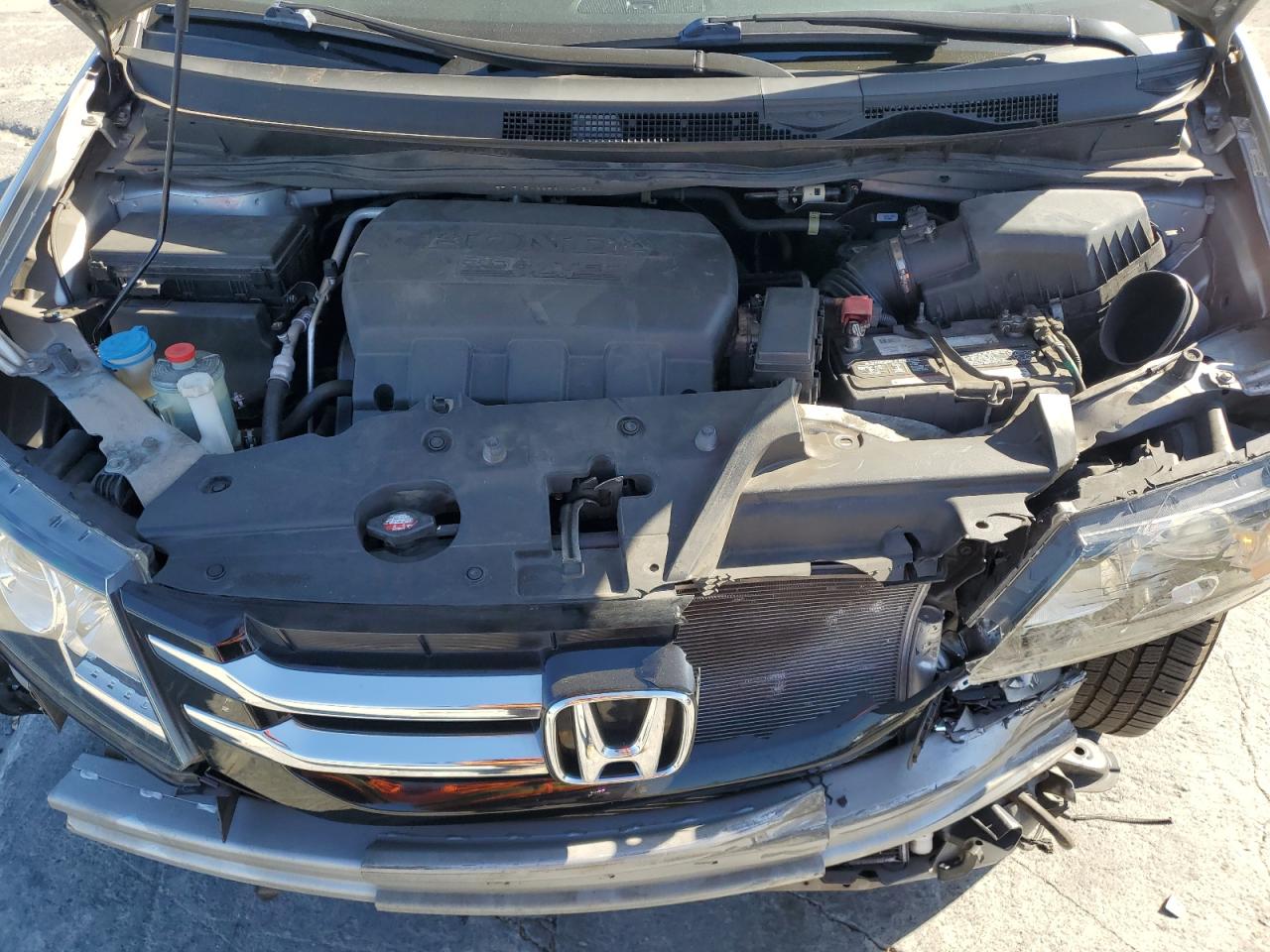 2014 Honda Odyssey - Image 13