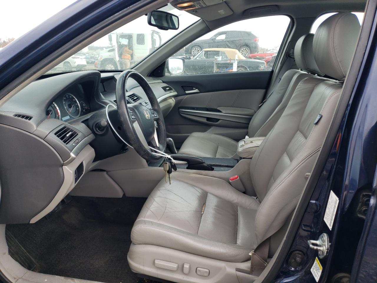 2009 Honda Accord - Image 7