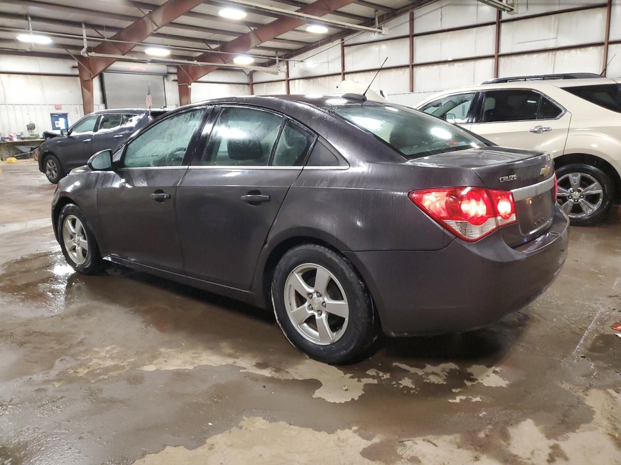 2015 Chevrolet Cruze - Image 2