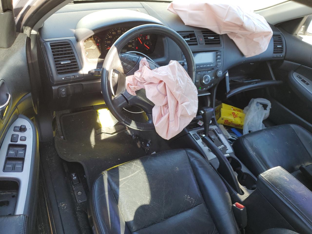 2003 Honda Accord - Image 8